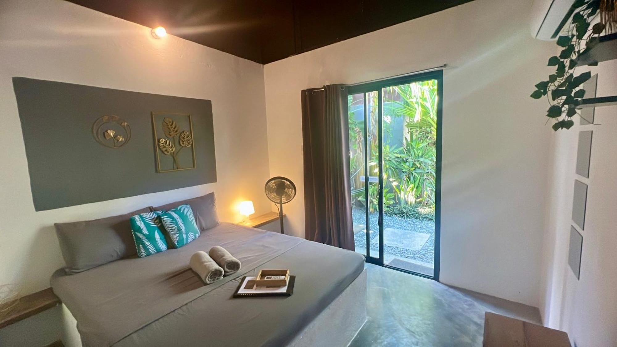 Yay Lodge Siargao, Private Room 1 With Ac & Hot Shower And Fast Starlink Wifi 卢纳将军城 外观 照片