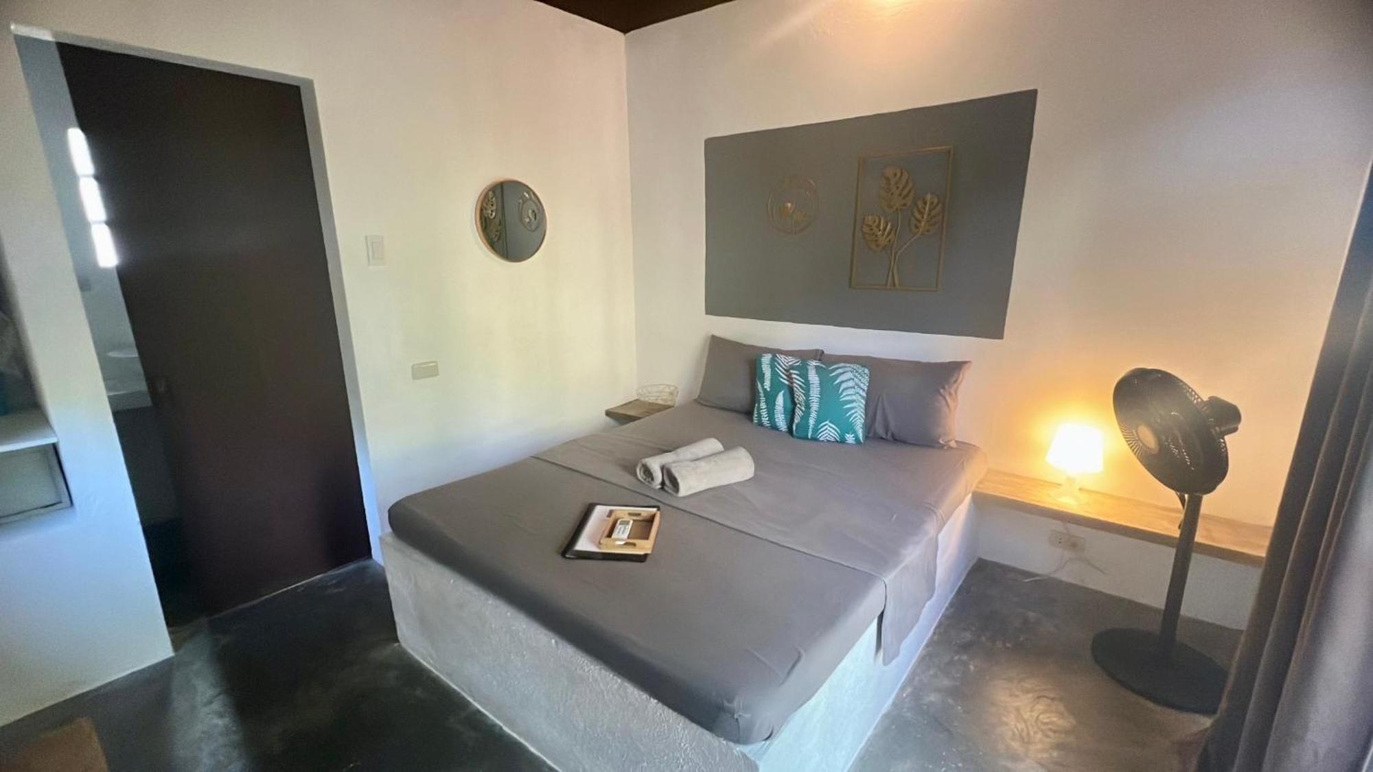 Yay Lodge Siargao, Private Room 1 With Ac & Hot Shower And Fast Starlink Wifi 卢纳将军城 外观 照片